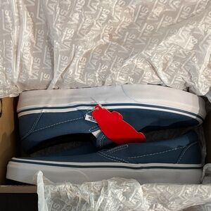 Vans Men's Classic Navy Sneakers